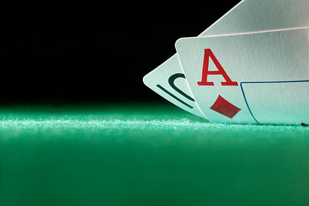 mega38 Gaple Online interface showing domino tiles, player positions, and live match chat